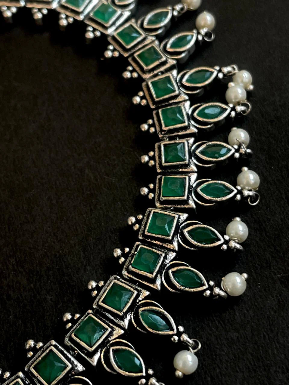 Monalisa stone Oxidized Choker with earring set