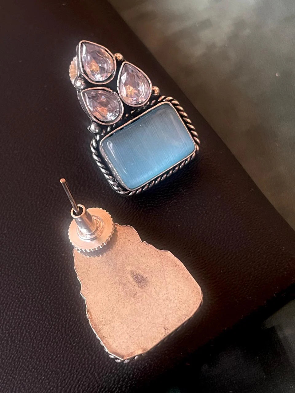Monalisa Stone with Three stone Stud Earring