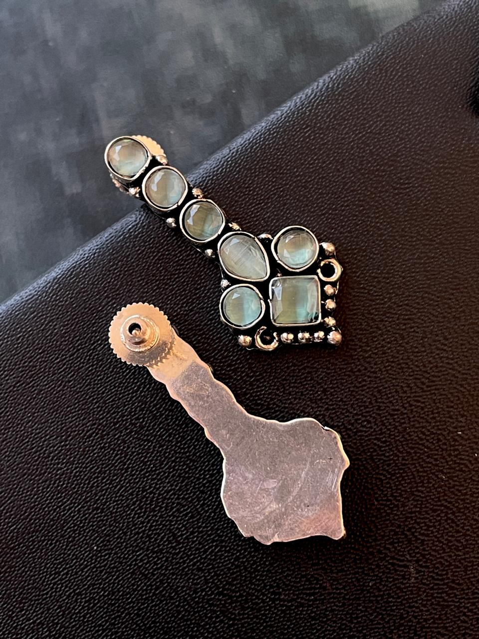 Monalisa Stone Geometrical Dangler Earring