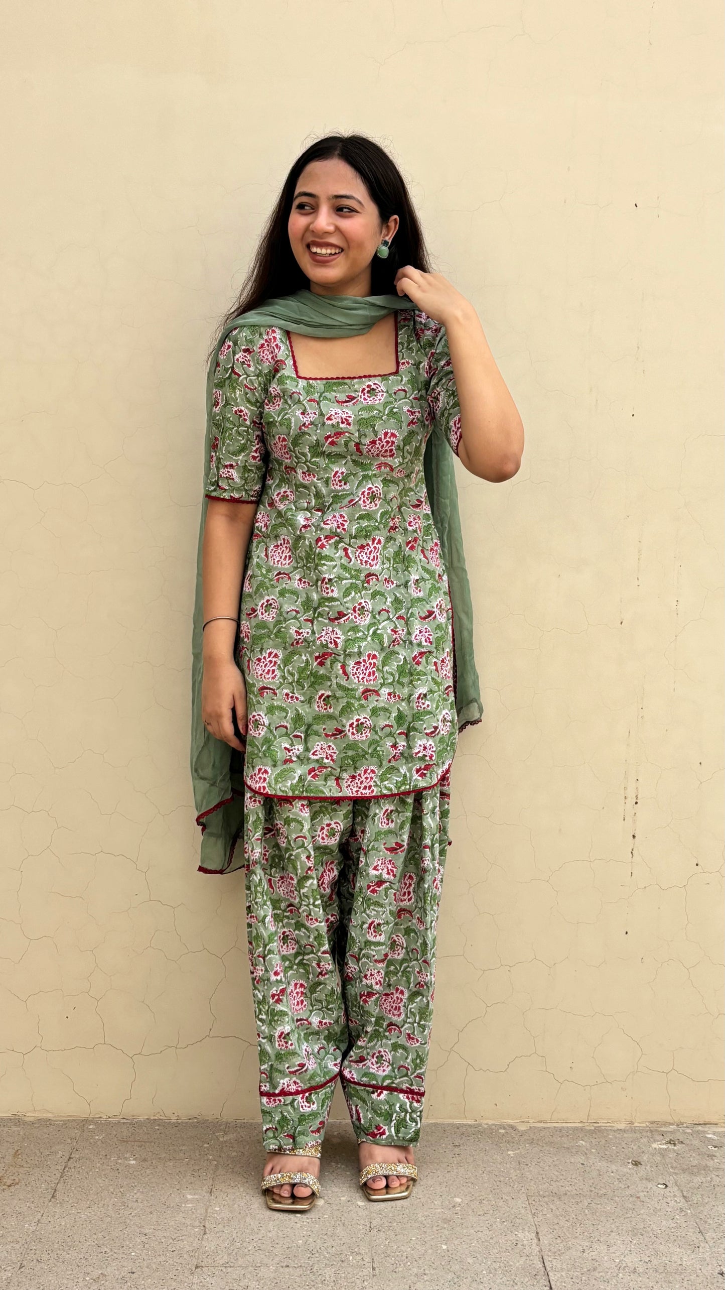 Gulzaar Green Farshi Set