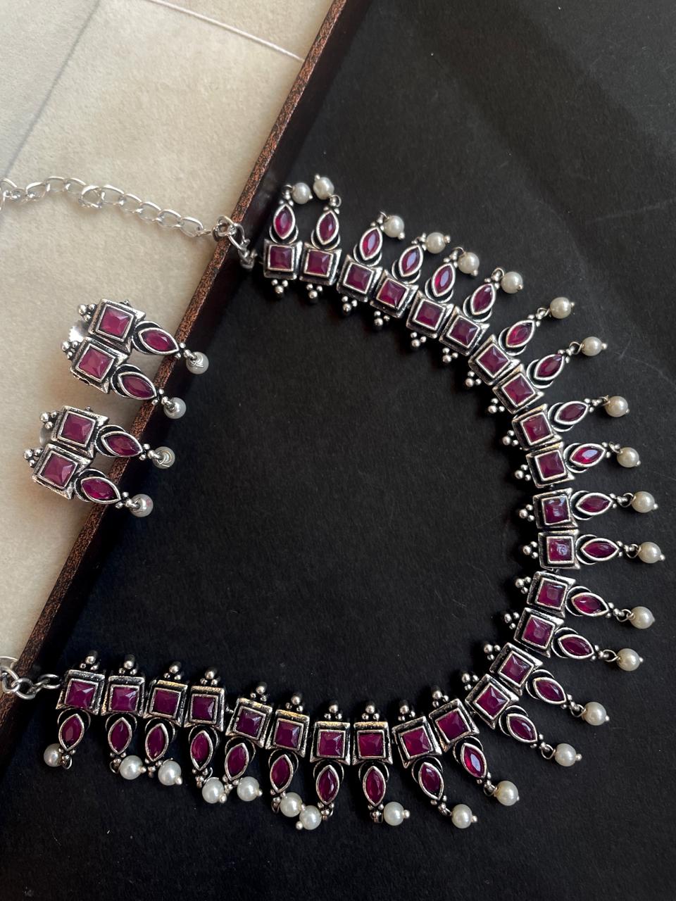 Monalisa stone Oxidized Choker with earring set