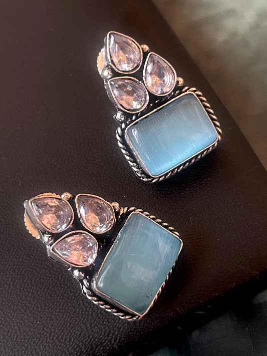 Monalisa Stone with Three stone Stud Earring