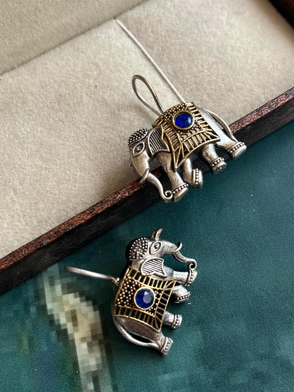 Dual Tone Elephant Shape Stone Earring