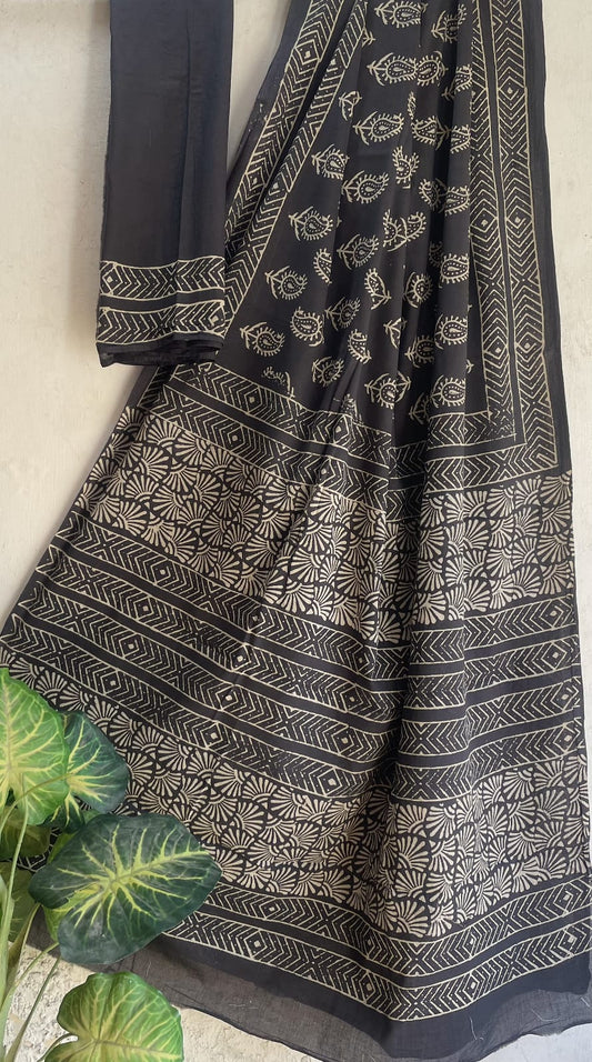 Hand Block Printed Cotton Mul Saree with Blouse
