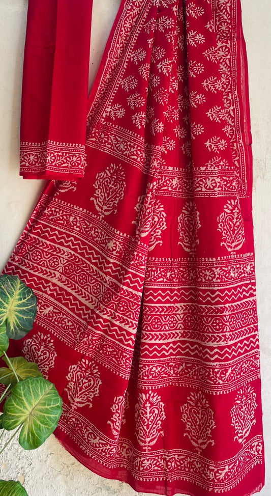 Hand Block Printed Cotton Mul Saree with Blouse