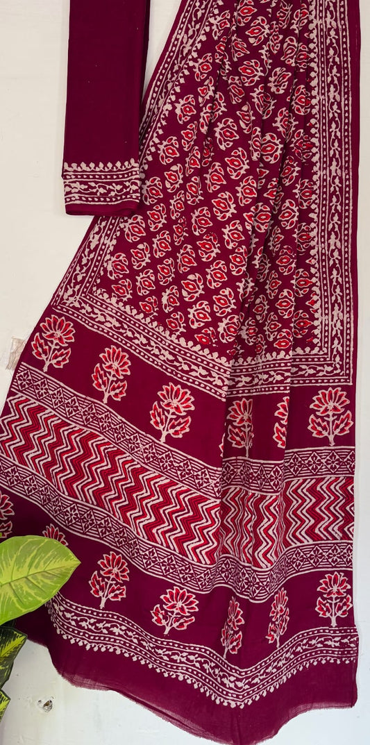 Hand Block Printed Cotton Mul Saree with Blouse