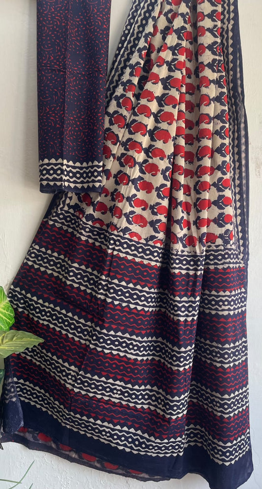 Hand Block Printed Cotton Mul Saree with Blouse