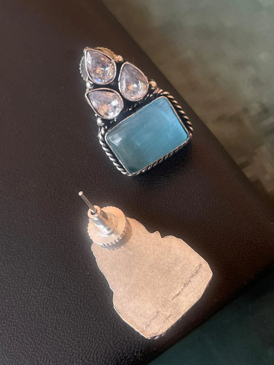 Monalisa Stone with Three stone Stud Earring