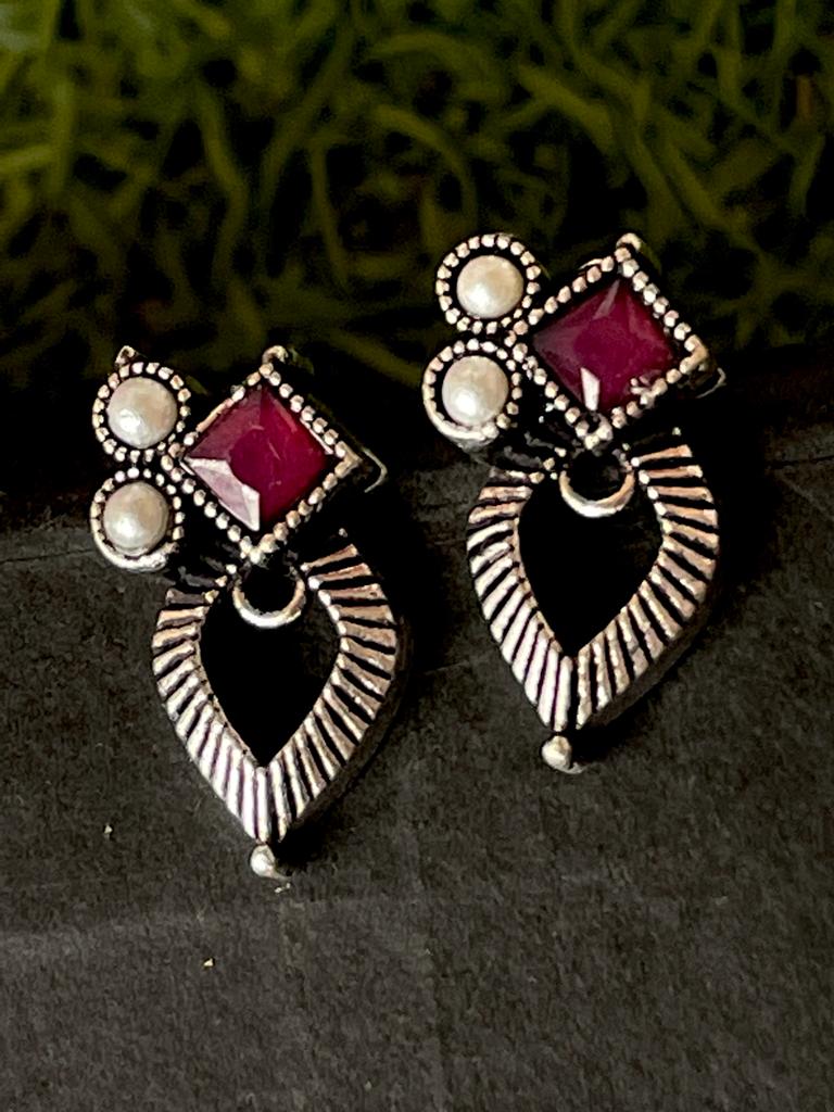 Oxidized Choker with Earring set with stone and beads work