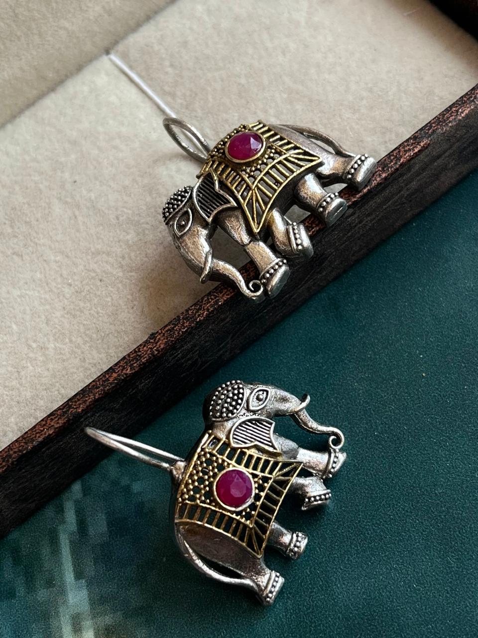 Dual Tone Elephant Shape Stone Earring