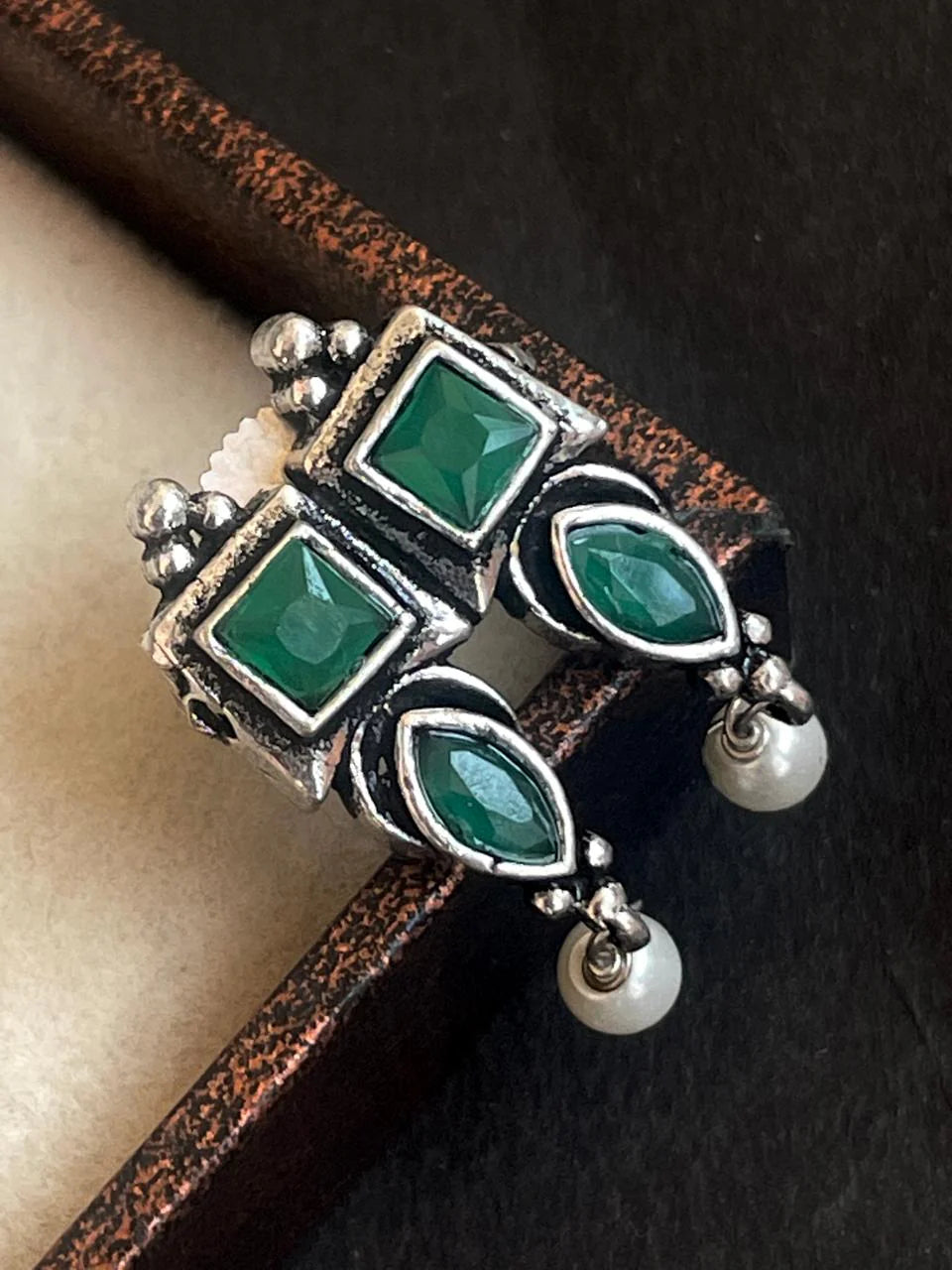 Monalisa stone Oxidized Choker with earring set